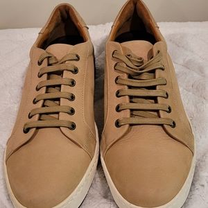 New Bruno Magli men's leather Sneakers